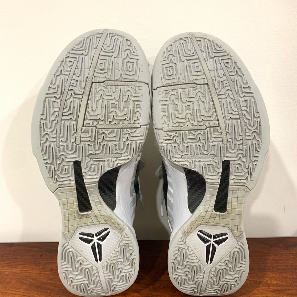 Size 9.5 - Nike Zoom Kobe 5 Protein Pe DeMar DeRozan 2020